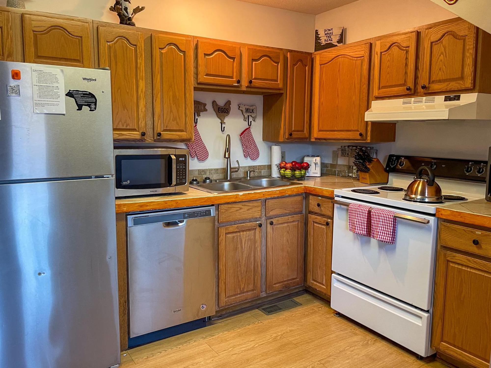 Heavenly View - Bear Themed Cabin, Hottub, Dog-Friendly, Near Гетлинбург Екстериор снимка